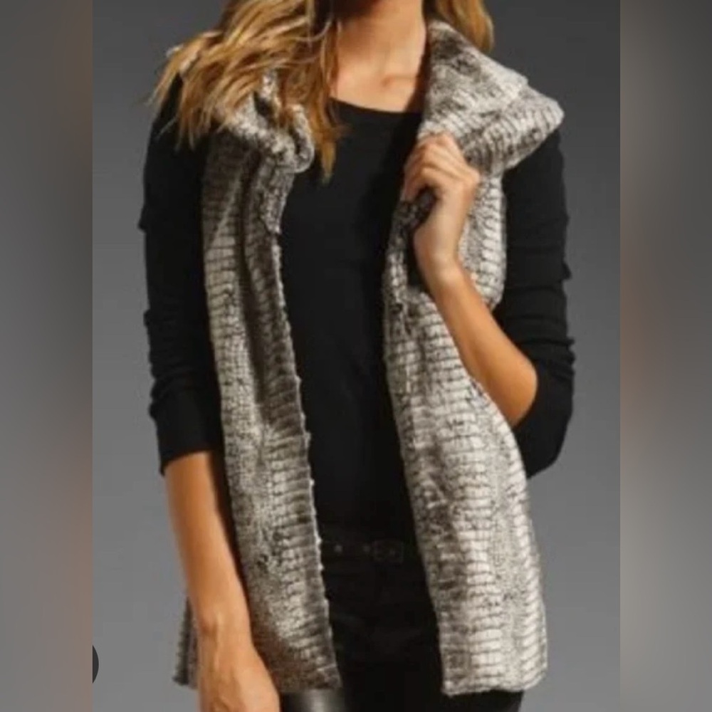 Alice + Olivia Gray Kelsi Vest